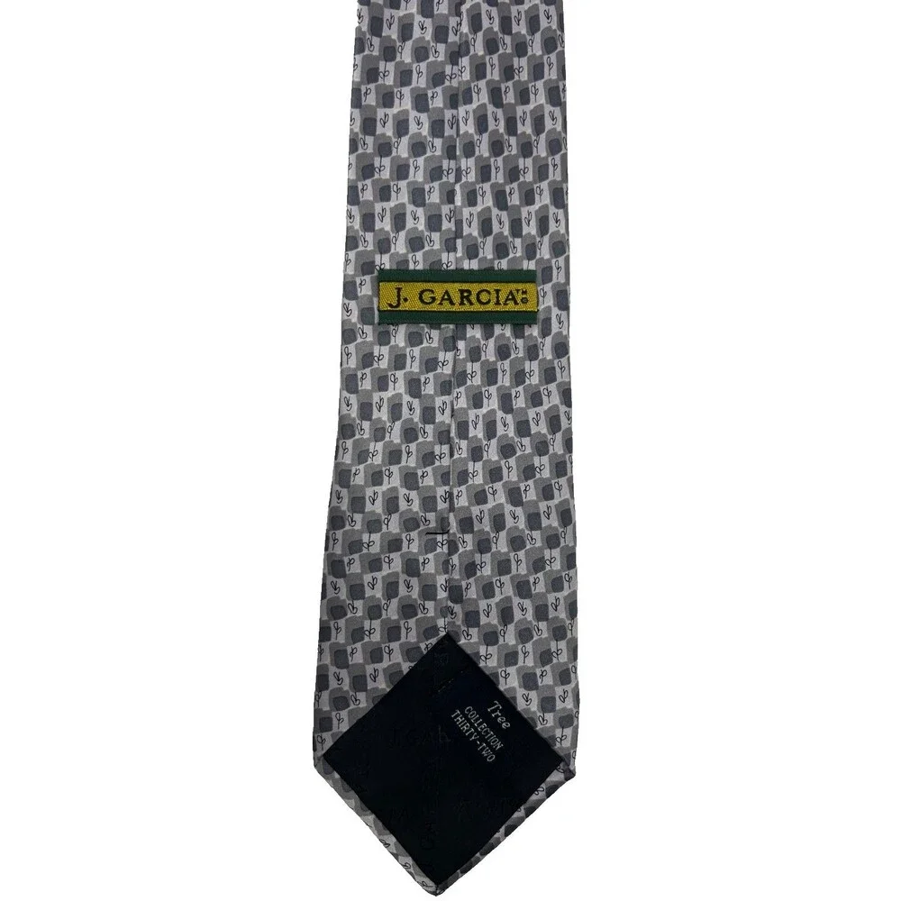 J Garcia Tie Three‎ Collection Gray Silk  Abstract Pattern 58.5
